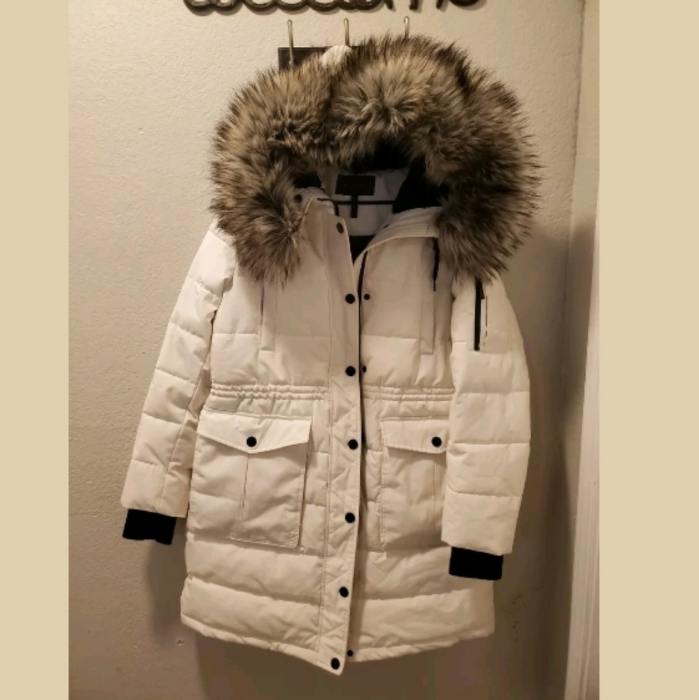 White BCBG fur hooded Parka
